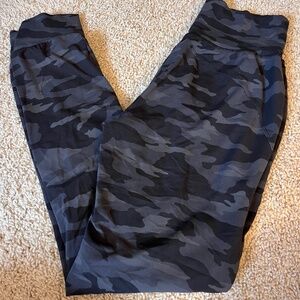 Athleta camo joggers